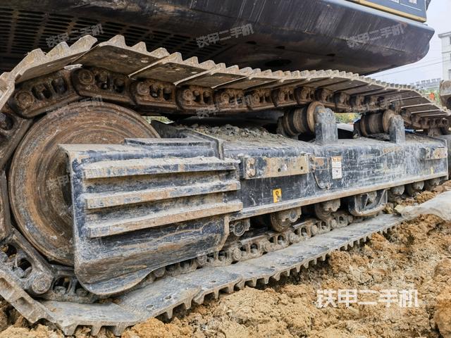 右側(cè)履帶整體（行走機(jī)構(gòu)）