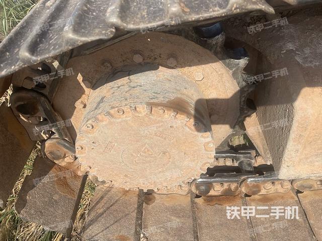 右側(cè)履帶整體（行走機構(gòu)）