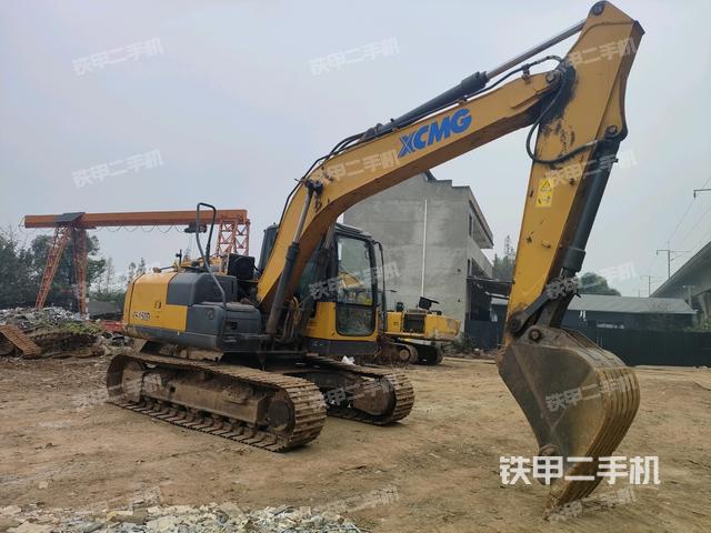 右前45(整機(jī)外觀) 右前45(整機(jī)外觀)