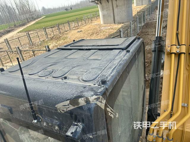 駕駛室頂部（整機(jī)外觀）