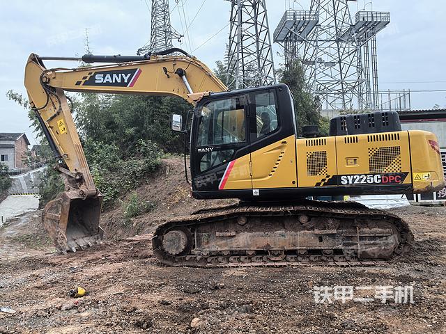 三一重工SY200C挖掘机