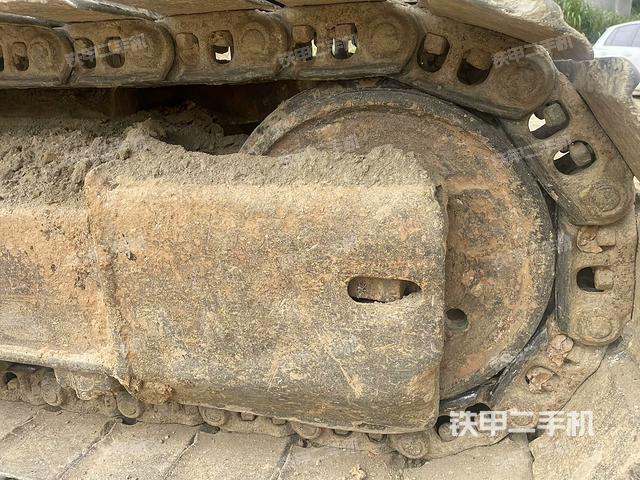 右側(cè)履帶整體（行走機(jī)構(gòu)）