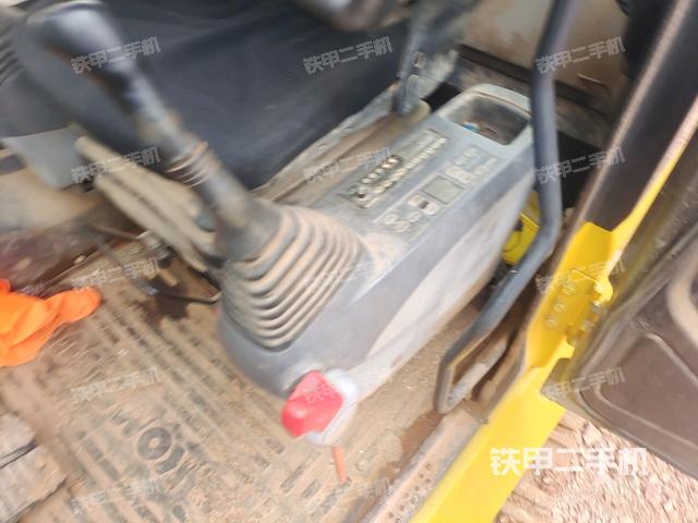 駕駛室左后45度（駕駛室部分）