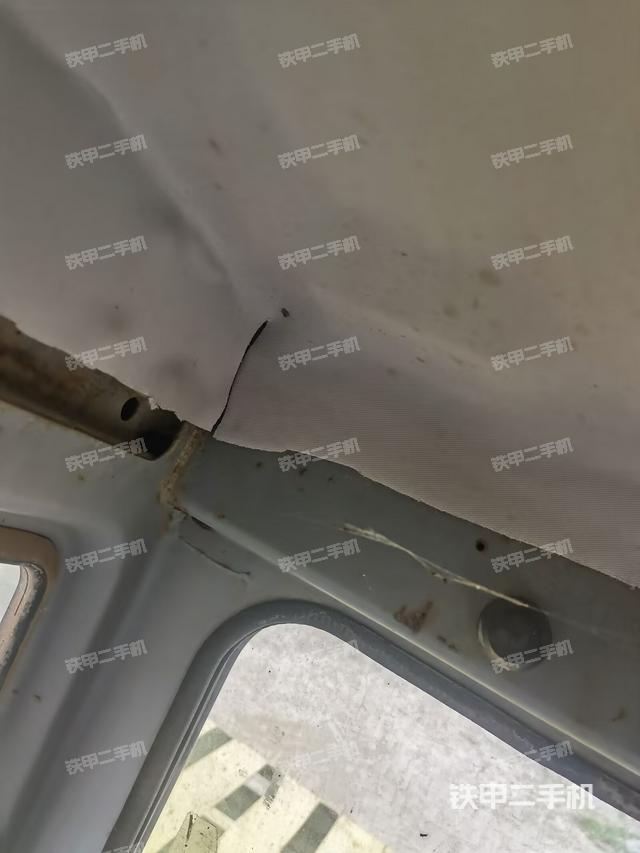 座椅后部（駕駛室部分）