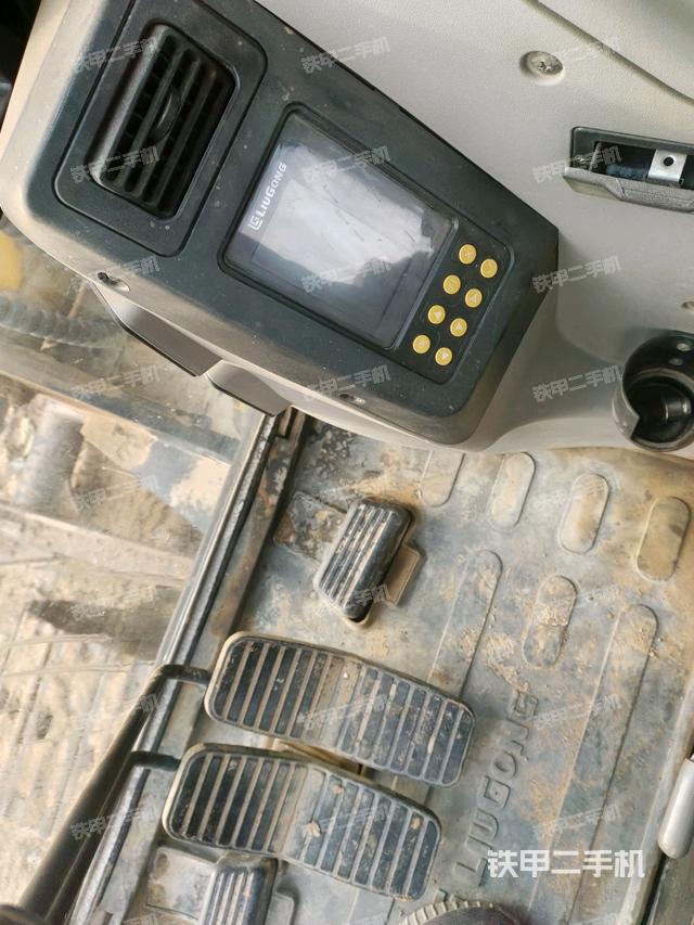 顯示屏?（駕駛室部分）