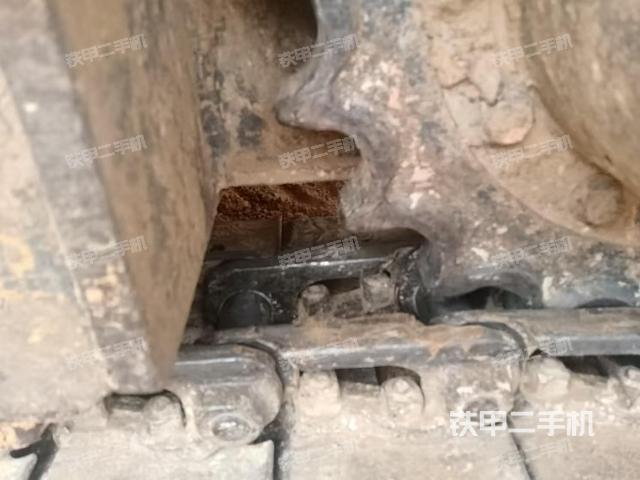 左側(cè)行走馬達(dá)蓋板(行走機(jī)構(gòu)) 左側(cè)行走馬達(dá)蓋板(行走機(jī)構(gòu))