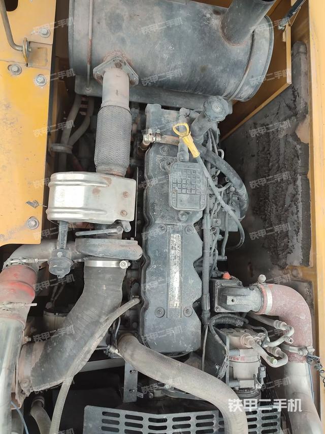 發(fā)動(dòng)機(jī)整體俯視（整機(jī)外觀）