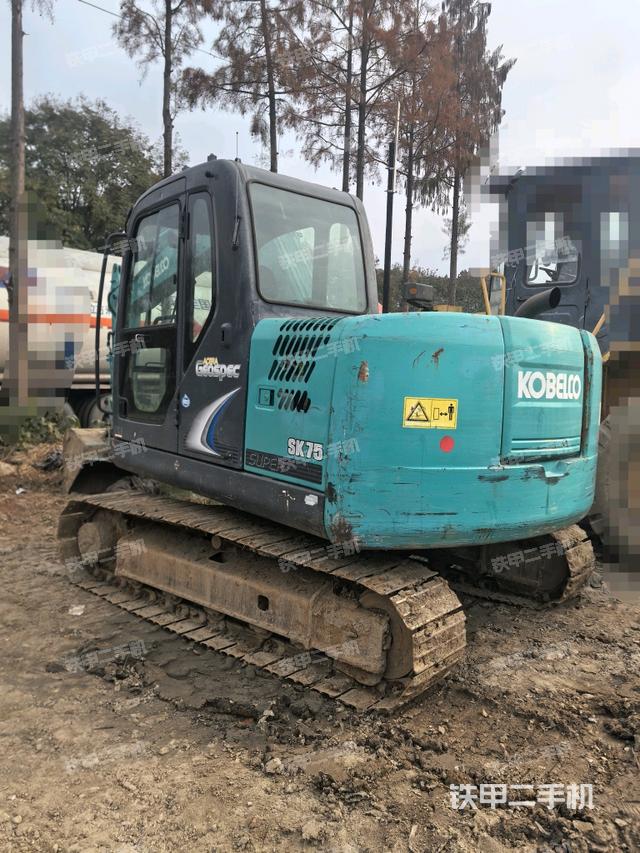 右后45（整機外觀）