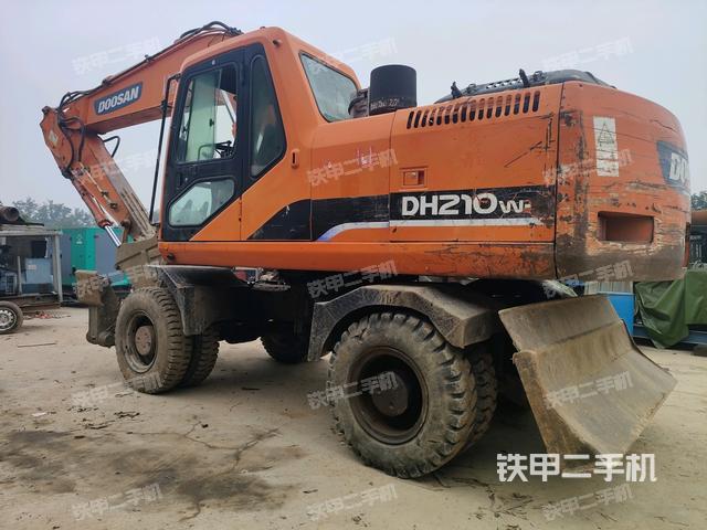 左后45（整機外觀）