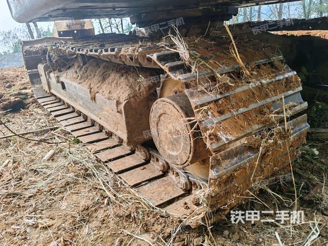 左側(cè)履帶整體?（行走機(jī)構(gòu)）