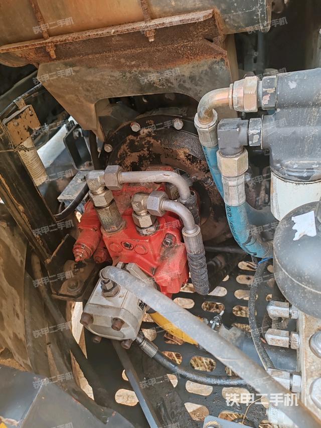 液壓泵室（大件艙室）