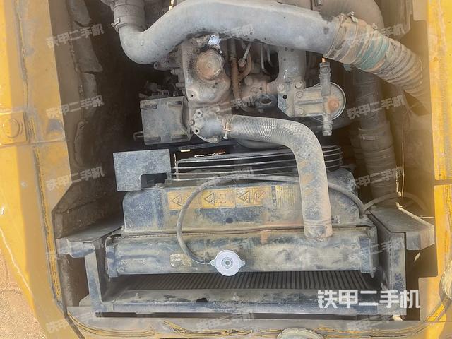 回轉(zhuǎn)馬達（上車部件）