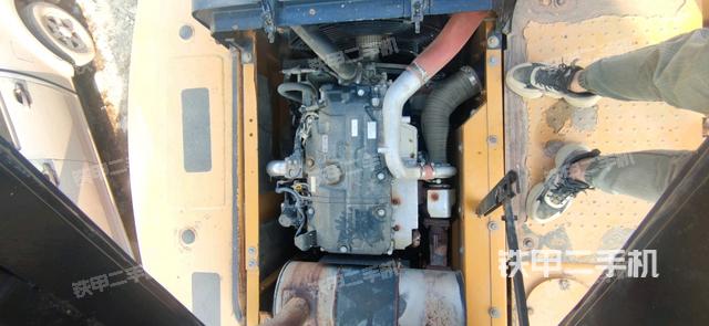 發(fā)動機(jī)整體俯視（整機(jī)外觀）