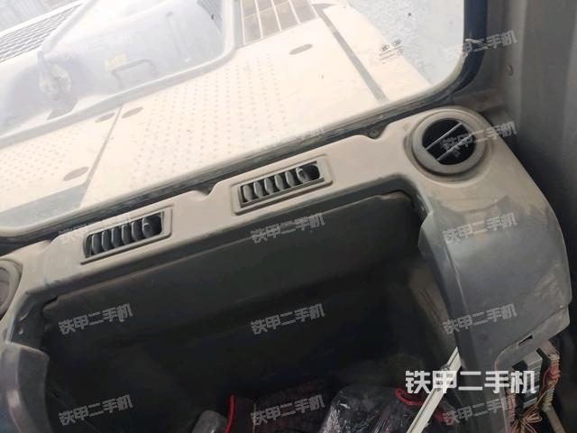 座椅后部（駕駛室部分）