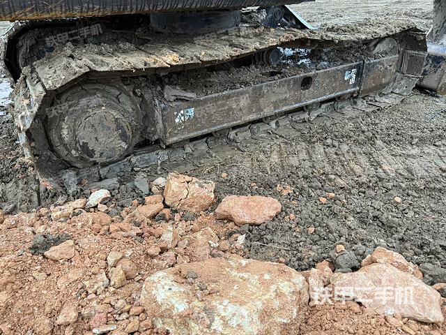 右側(cè)行走馬達(dá)蓋板（行走機(jī)構(gòu)）