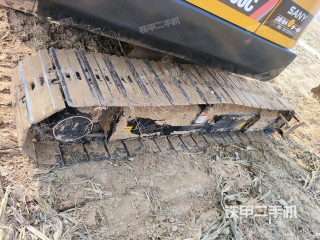 右側(cè)履帶整體?（行走機構(gòu)）