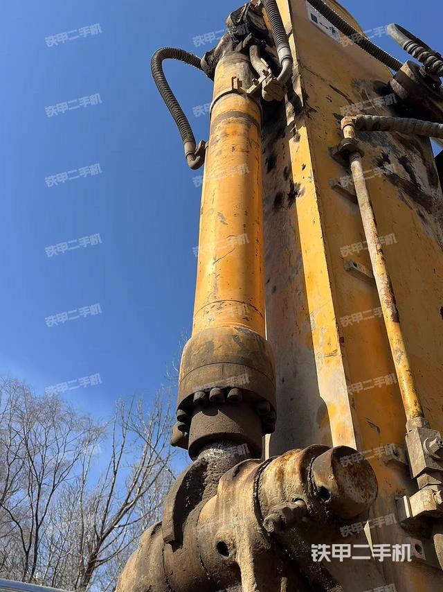整機(jī)右后45°(整機(jī)外觀) 整機(jī)右后45°(整機(jī)外觀)