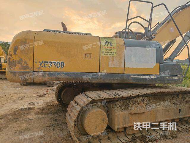 右前45(整機(jī)外觀) 右前45(整機(jī)外觀)