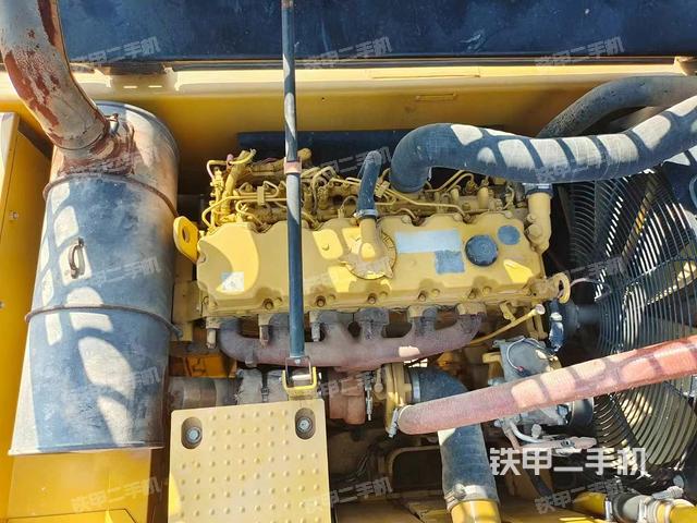 發(fā)動(dòng)機(jī)整體俯視（整機(jī)外觀）