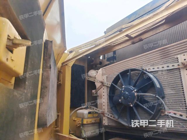 液壓泵室（大件艙室）