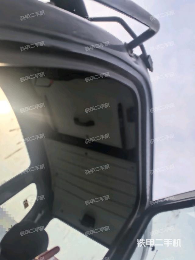 頂棚整體（駕駛室部分）