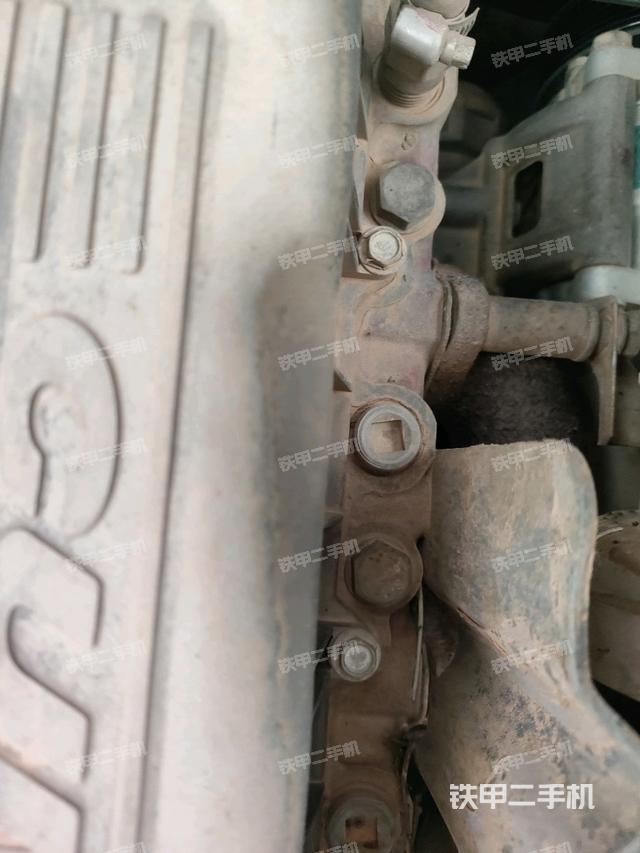 氣門室蓋螺絲特寫(上車部件) 氣門室蓋螺絲特寫(上車部件)