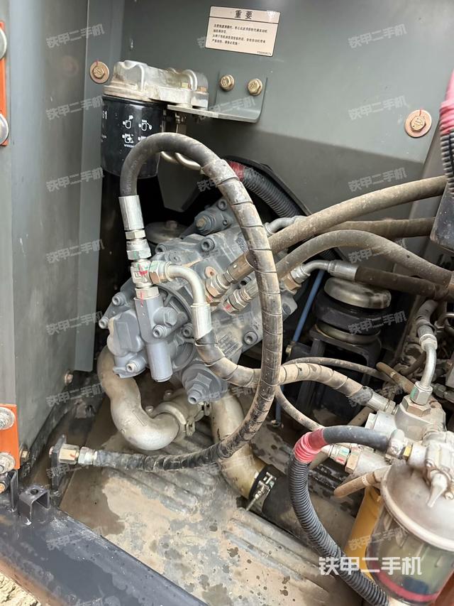 液壓泵室（大件艙室）