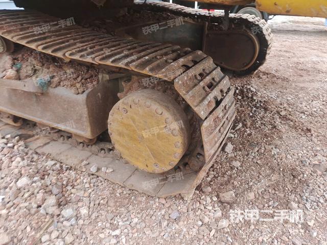 左側(cè)履帶整體?（行走機(jī)構(gòu)）