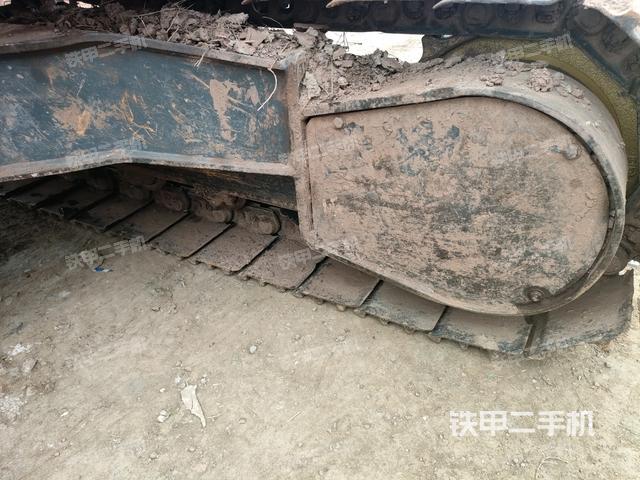 左側(cè)行走馬達(dá)蓋板(行走機(jī)構(gòu)) 左側(cè)行走馬達(dá)蓋板(行走機(jī)構(gòu))