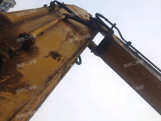 大臂油缸整體?豎拍（工作和回轉(zhuǎn)裝置）