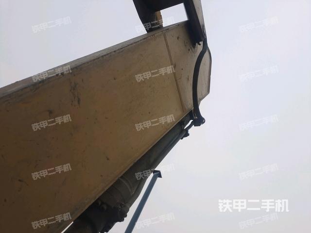 大臂根部?斜視（工作和回轉(zhuǎn)裝置）