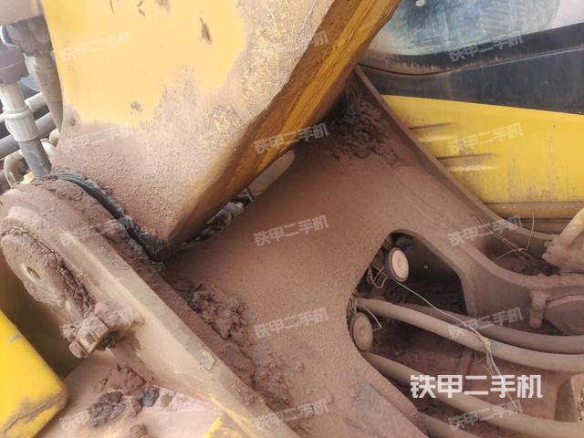 大臂背部俯視（工作和回轉(zhuǎn)裝置）