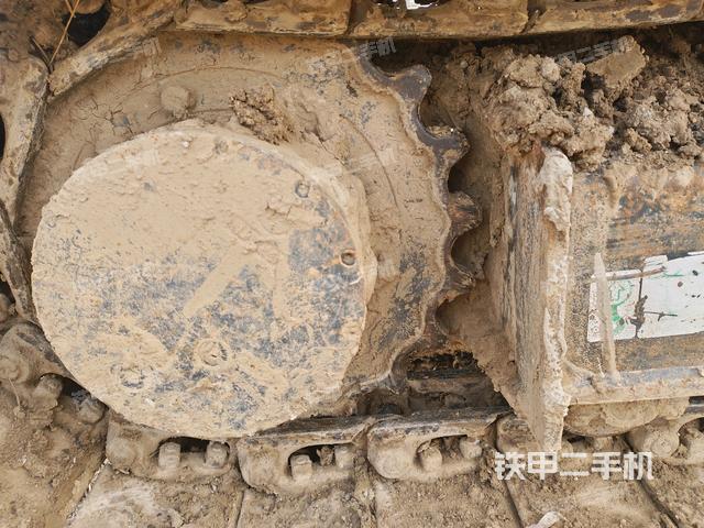 左驅(qū)動輪（行走機(jī)構(gòu)）