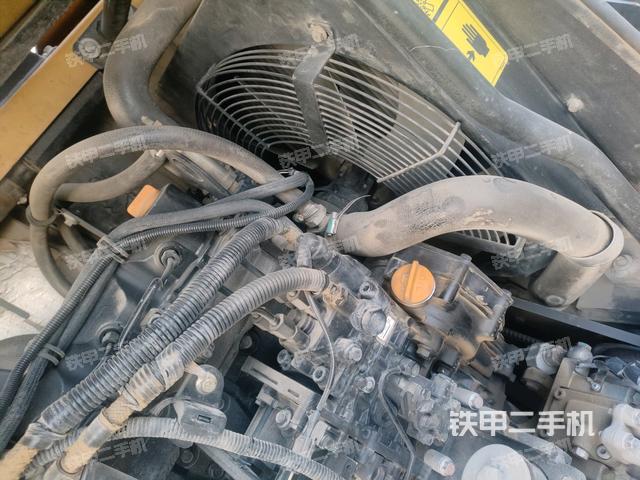 水箱+風(fēng)扇特寫(上車部件) 水箱+風(fēng)扇特寫(上車部件)