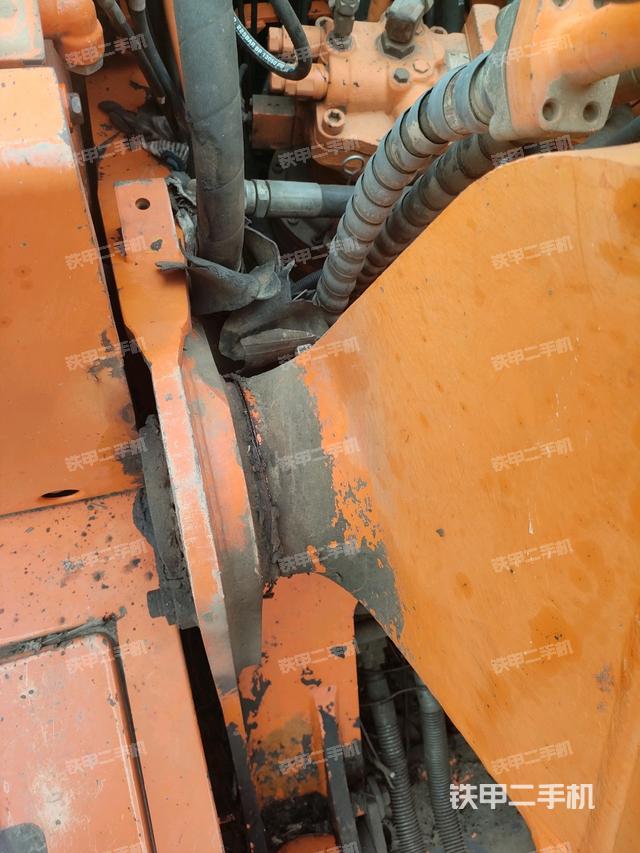 大臂根部?斜視（工作和回轉(zhuǎn)裝置）