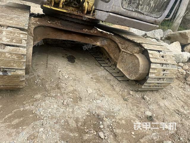 大臂根部?斜視（工作和回轉(zhuǎn)裝置）