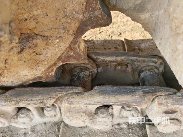 右側(cè)履帶整體（行走機(jī)構(gòu)）