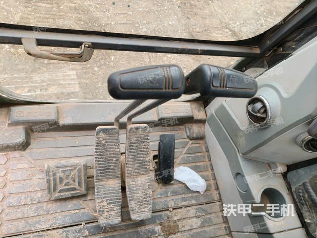 座椅后部（駕駛室部分）