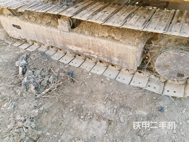 右驅動輪（行走機構）