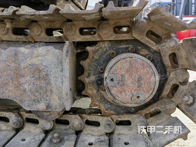 左驅(qū)動(dòng)輪(行走機(jī)構(gòu)) 左驅(qū)動(dòng)輪(行走機(jī)構(gòu))