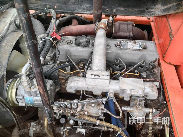 發(fā)動(dòng)機(jī)室(上車部件) 發(fā)動(dòng)機(jī)室(上車部件)