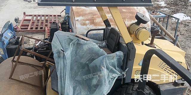 整機(jī)左側(cè)（設(shè)備外觀及核心部件）