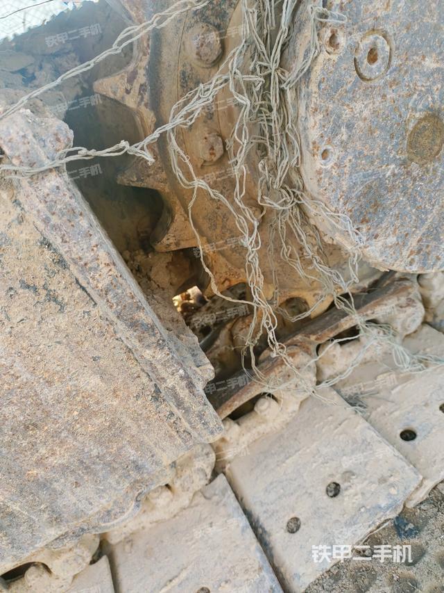 右側履帶整體?（行走機構）