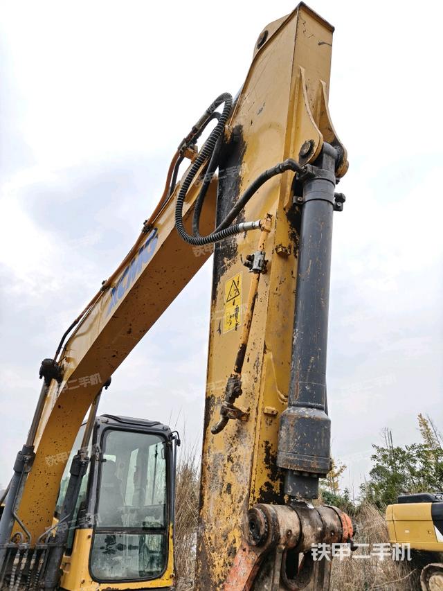 大臂整體?右側(cè)（工作和回轉(zhuǎn)裝置）