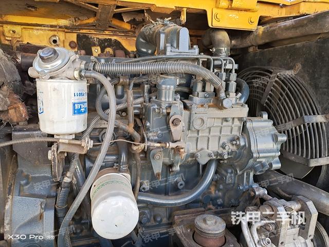 發(fā)動(dòng)機(jī)整體俯視（整機(jī)外觀）