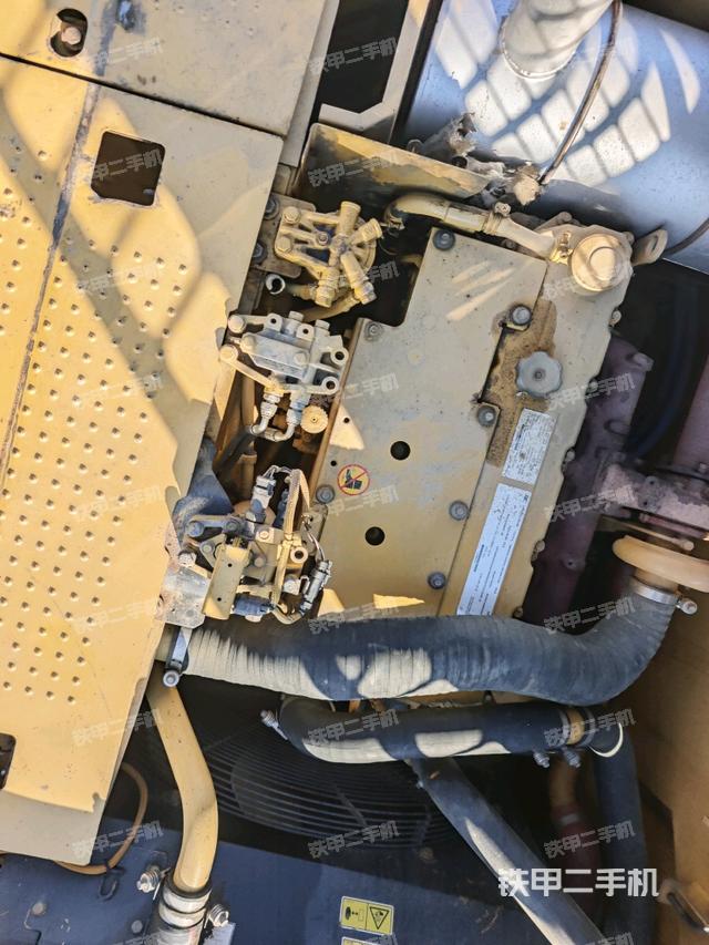 發(fā)動機(jī)整體俯視（整機(jī)外觀）