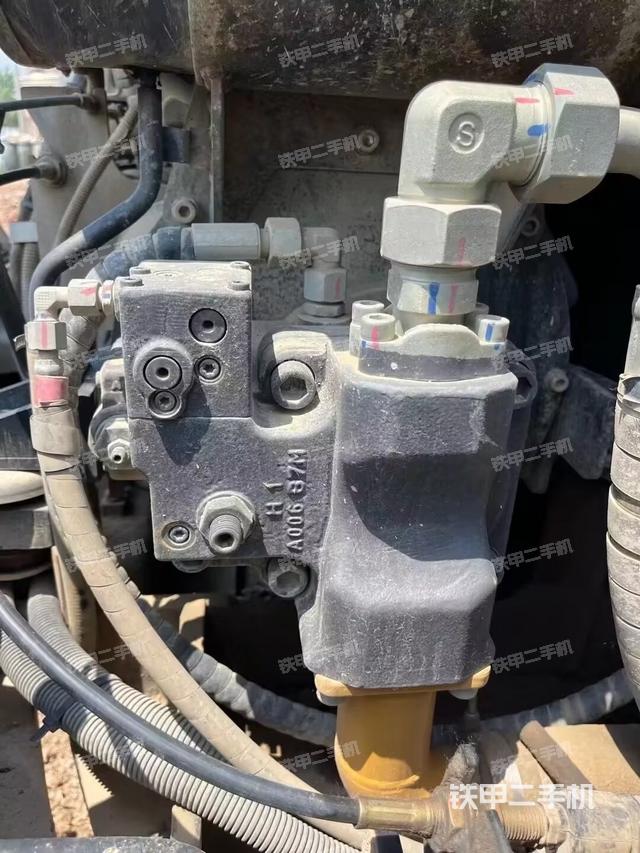 液壓泵室（大件艙室）