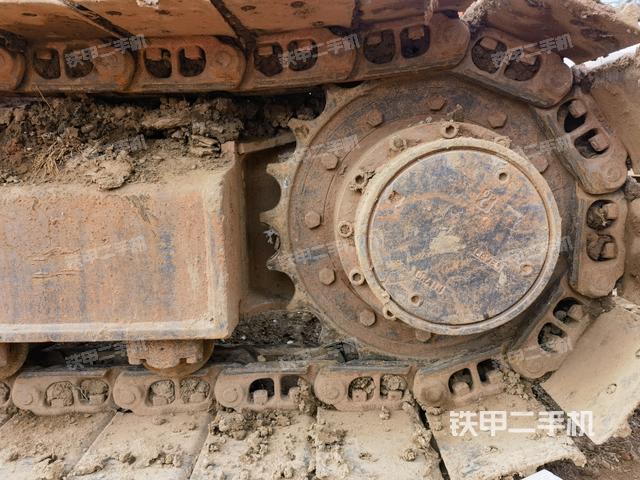 左驅(qū)動(dòng)輪（行走機(jī)構(gòu)）