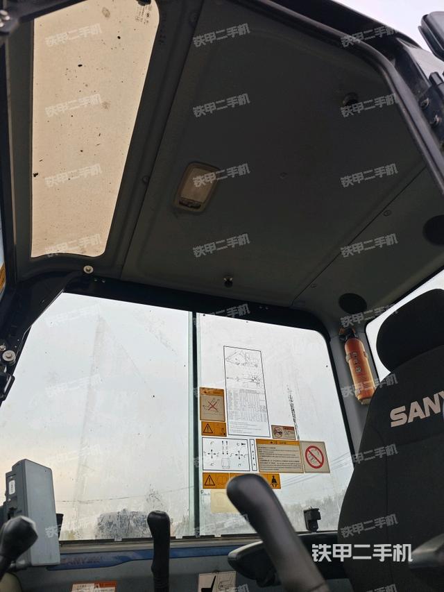 頂棚整體（駕駛室部分）