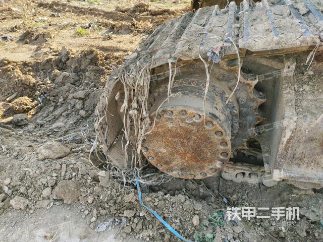 左側(cè)行走馬達(dá)蓋板(行走機(jī)構(gòu)) 左側(cè)行走馬達(dá)蓋板(行走機(jī)構(gòu))